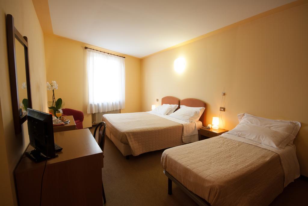 Hotel San Marco Bedonia Екстериор снимка